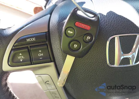 2011 Honda Accord 3.5 Ex-L from USA, damaged, VIN 1HGCP3F87BA001071